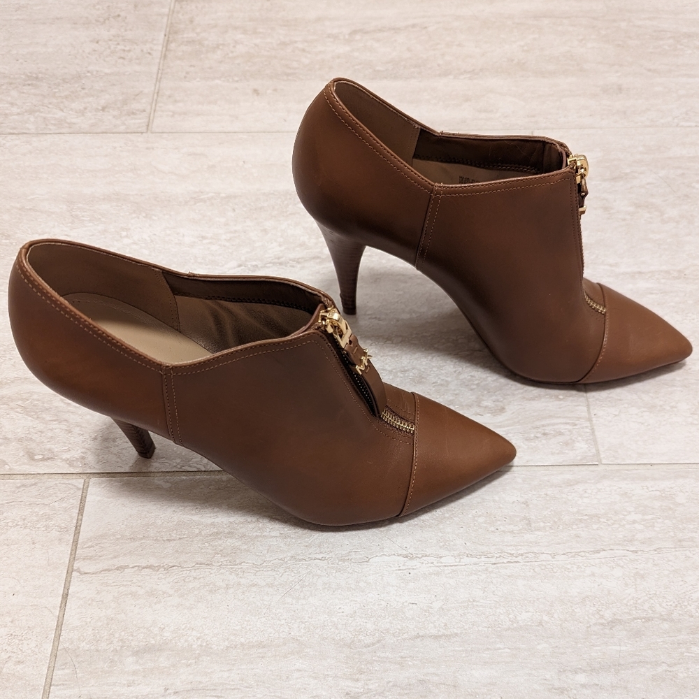 Michael Kors - Acorn Leather Zip Front Booties